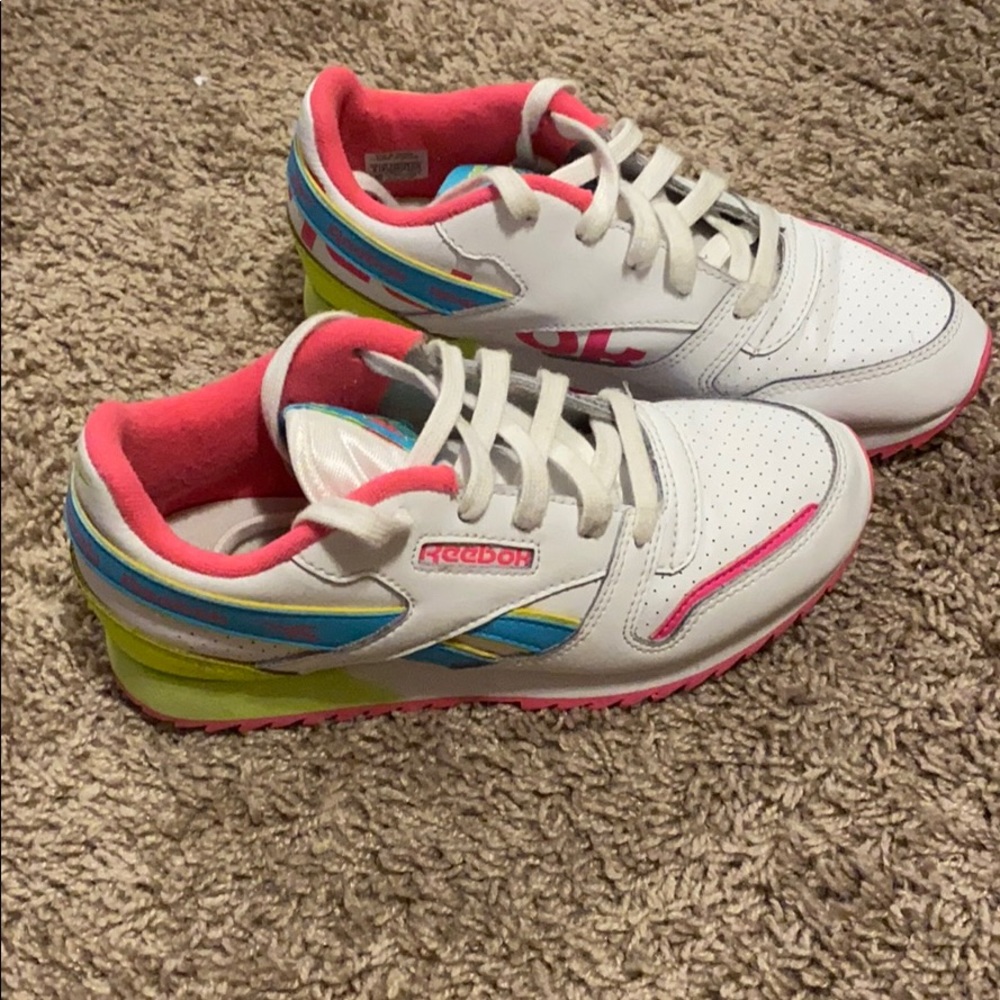 Girl sneakers